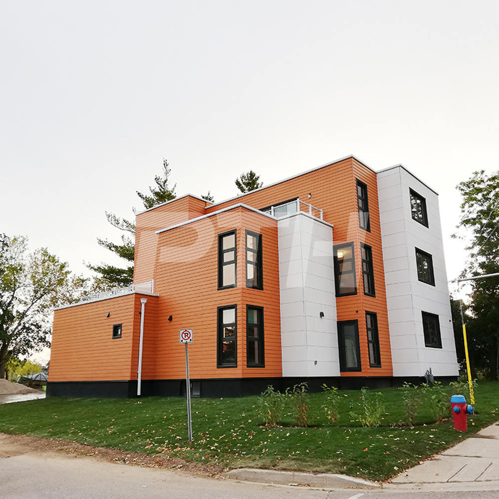 Three-Storey Residential Villa with Basement in Canada